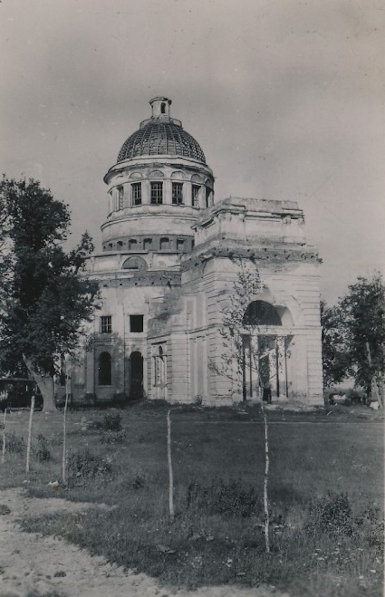 Храма Покрова Пресвятой Богородицы в деревне Черепово Смоленской обл. 1942 год